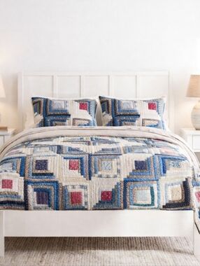Pottery Barn Lasson Handcrafted Applique Quilt King/Cal King Blue Patchwork New